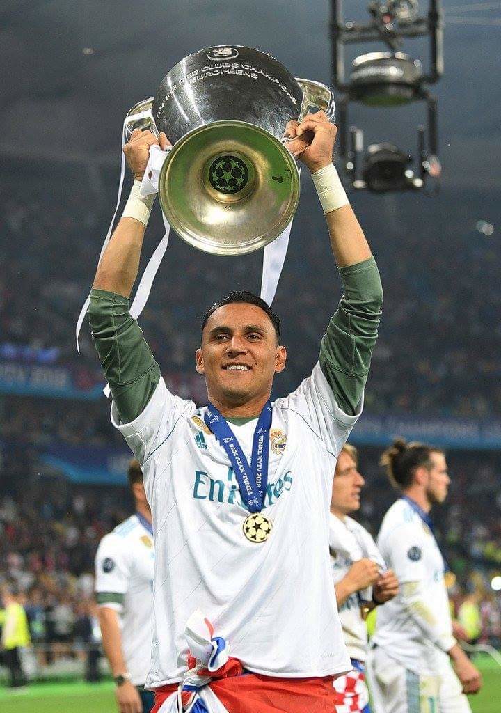 KEYLOR NAVAS FAIT SES ADIEUX AU REAL MADRID | | Coups Francs